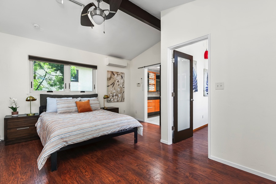 2619 Montclair St - First Bedroom