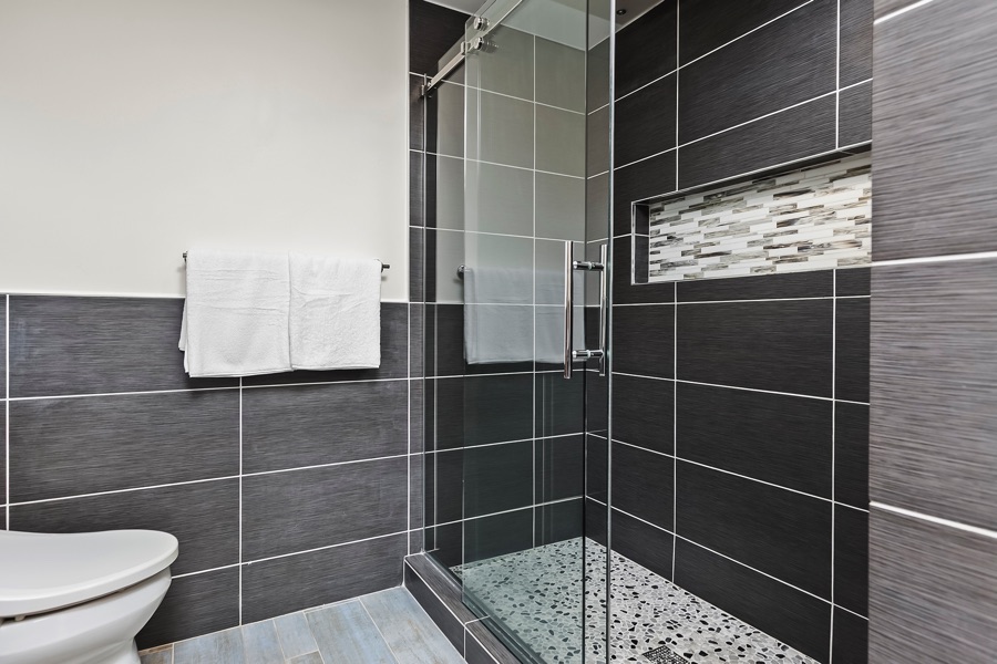 2619 Montclair St - Bathroom Area From Bedroom with Standing Shower